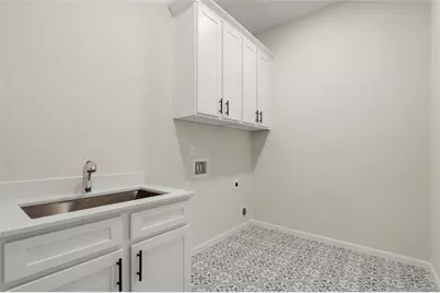 4538 Meadowland Way, Flowery Branch, GA 30542 - Photo 7