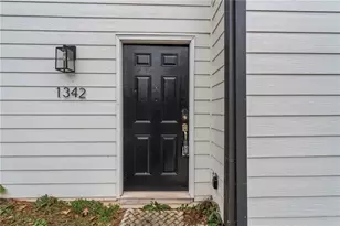 1342 N Hampton Rd, Alpharetta, GA 30009 - Photo 7