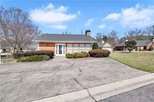 2545 Rosehill Cir, Lithia Springs, GA 30122 - Photo 7