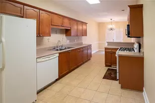 2545 Rosehill Cir, Lithia Springs, GA 30122 - Photo 11