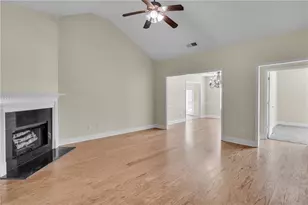 2545 Rosehill Cir, Lithia Springs, GA 30122 - Photo 3