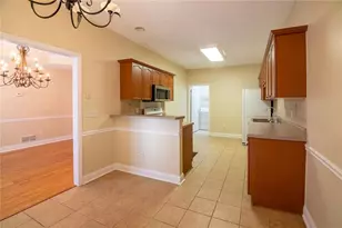 2545 Rosehill Cir, Lithia Springs, GA 30122 - Photo 15