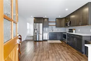 318 Cottage Ct, Ball Ground, GA 30107 - Photo 5