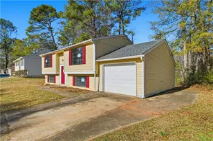 4828 White Oak Tree, Stone Mountain, GA 30088 - Photo 3