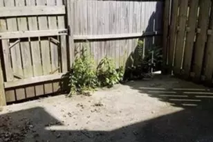 2040 Kings Gate Circle, Snellville, GA 30078 - Photo 7