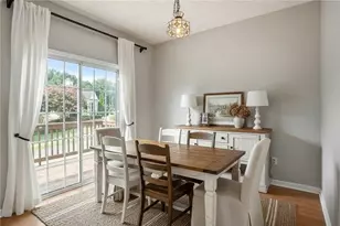 1427 Bay Overlook Dr, Woodstock, GA 30188 - Photo 9