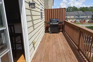 1427 Bay Overlook Dr, Woodstock, GA 30188 - Photo 11