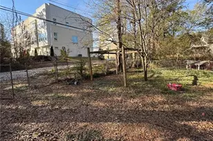 194 N Clarendon Ave, Avondale Estates, GA 30002 - Photo 9