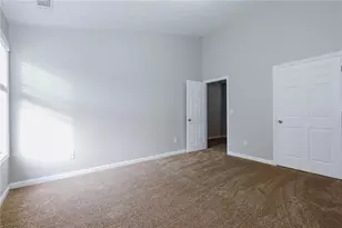 632 Shadow Lake Dr, Lithonia, GA 30058 - Photo 9