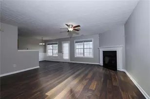 632 Shadow Lake Dr, Lithonia, GA 30058 - Photo 3