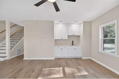 18 Dyer Circle, Carrollton, GA 30116 - Photo 11