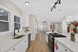 18 Dyer Cir, Carrollton, GA 30116 - Photo 13