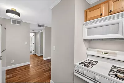 1990 Wellbourne Drive NE #7, Atlanta, GA 30324 - Photo 19