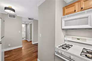 1990 Wellbourne Dr NE, Atlanta, GA 30324 - Photo 19