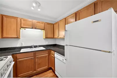 1990 Wellbourne Drive NE #7, Atlanta, GA 30324 - Photo 17