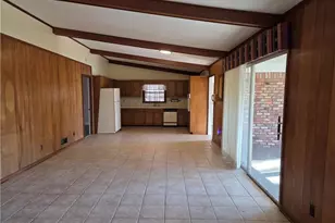 1193 Angelia Dr SW, Mableton, GA 30126 - Photo 3