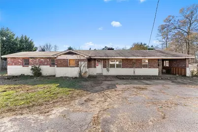 2116 Memorial Park Drive, Gainesville, GA 30504 - Photo 1