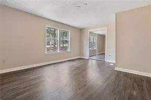 5498 Woodlin Rd, Lula, GA 30554 - Photo 9