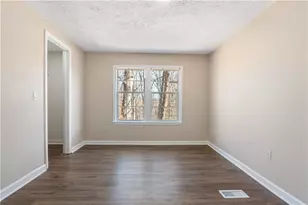 5498 Woodlin Rd, Lula, GA 30554 - Photo 11