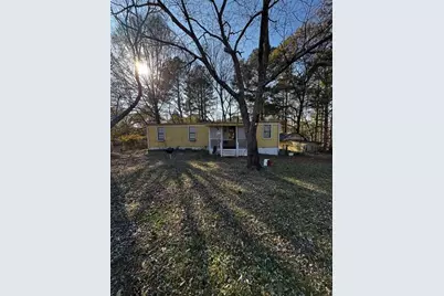 110 Valley Drive, Loganville, GA 30052 - Photo 1