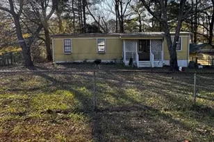 110 Valley Dr, Loganville, GA 30052 - Photo 3