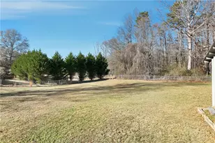 4052 Sutton Rd, Gainesville, GA 30506 - Photo 5