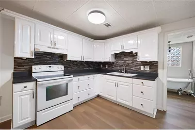 1330 Hidden Circle Drive, Sugar Hill, GA 30518 - Photo 23