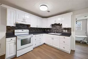 1330 Hidden Circle Dr, Sugar Hill, GA 30518 - Photo 23