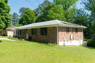 724 Camelot Way, Norcross, GA 30071 - Photo 5