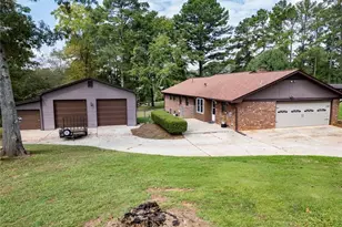 5225 Bailey Rd SW, Conyers, GA 30094 - Photo 13