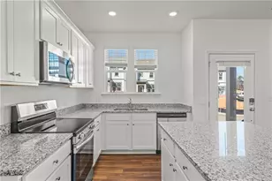 155 Star Ct, Pendergrass, GA 30567 - Photo 7