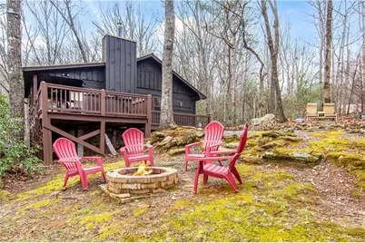 152 Broken Arrow Path, Blue Ridge, GA 30513 - Photo 3