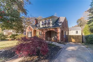 1883 Cambridge Ave, College Park, GA 30337 - Photo 3