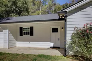 915 Navajo Trail, Covington, GA 30016 - Photo 7