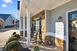 678 Brakeman Cir, Jefferson, GA 30549 - Photo 3