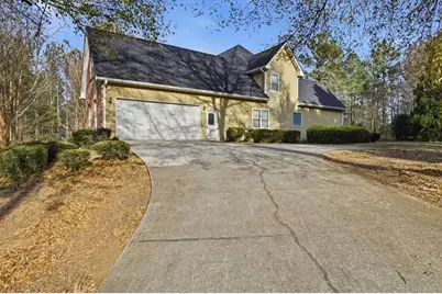 2235 Hawthorne Trace, Monroe, GA 30655 - Photo 5