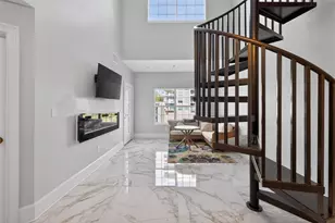 1074 Peachtree Walk NE, Atlanta, GA 30309 - Photo 5