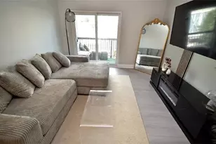 1074 Peachtree Walk NE, Atlanta, GA 30309 - Photo 7