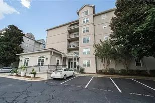 1074 Peachtree Walk NE, Atlanta, GA 30309 - Photo 11