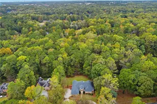 1988 Fairgreen Dr, Stone Mountain, GA 30087 - Photo 47