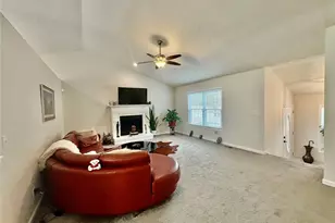 486 Whaleys Lake Dr, Jonesboro, GA 30238 - Photo 3