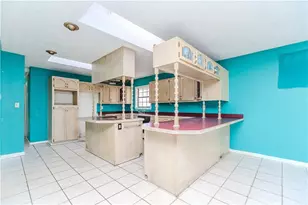 556 Roxbury Dr, Riverdale, GA 30274 - Photo 7