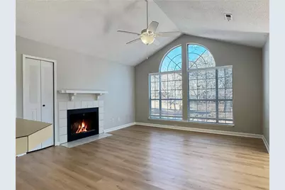 901 Wentworth Court, Alpharetta, GA 30022 - Photo 3