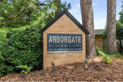 115 Biscayne Drive NW #E3, Atlanta, GA 30309 - Photo 3