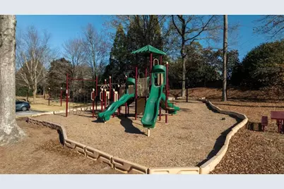 562 Grassmeade Way, Snellville, GA 30078 - Photo 35