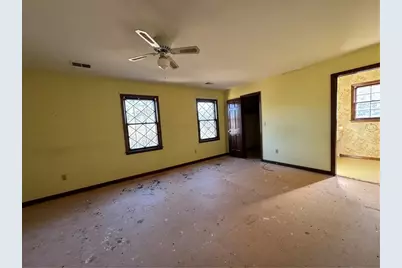 2085 E Piedmont Road, Marietta, GA 30062 - Photo 21