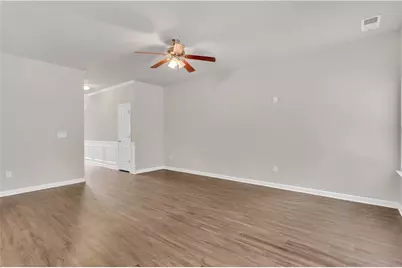 4488 Ravenwood Drive, Union City, GA 30291 - Photo 3