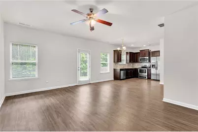 4488 Ravenwood Drive, Union City, GA 30291 - Photo 5