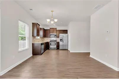 4488 Ravenwood Drive, Union City, GA 30291 - Photo 7