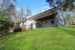 3134 W Roxboro Rd NE, Atlanta, GA 30324 - Photo 55